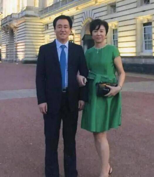 电脑rgb灯怎么控制
