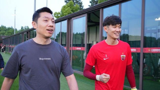 边亲下面边做视频免费
