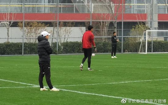 我与女公务员少妇