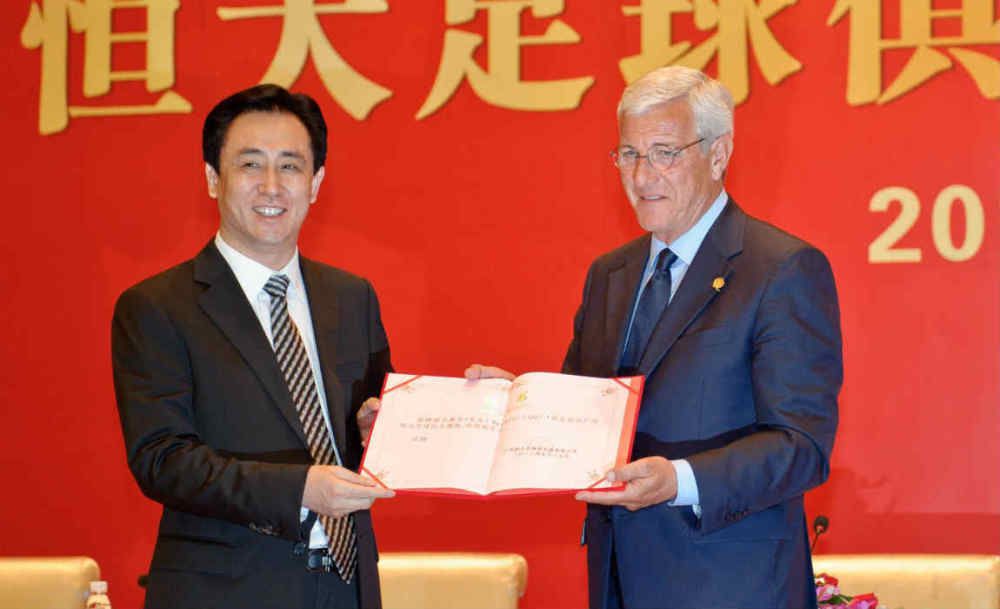 国产一区二区精品久久凹凸